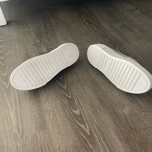 Jslides - Picture 3 of 3